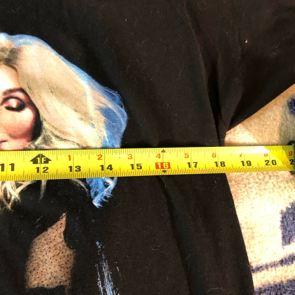 Cher 2019 'Here We Go Again' Tour Black T-Shirt Graphic Tee; Size Medium: Used - Picture 8 of 8